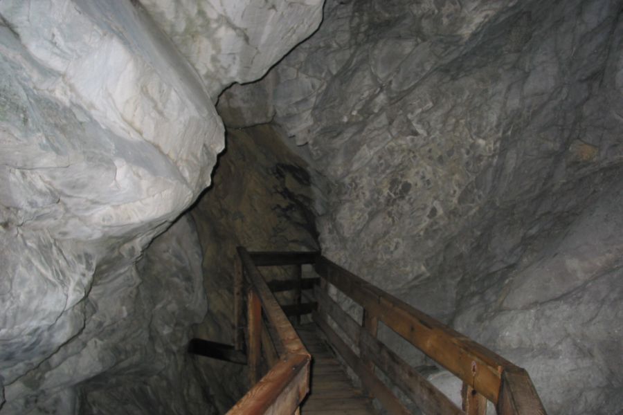 Vorderkaserklamm 7